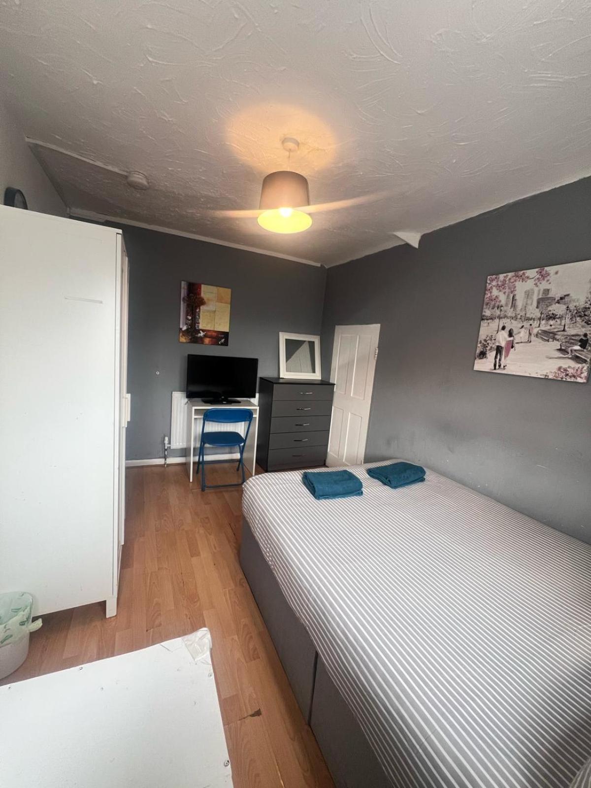Colebert Avenue Homestay